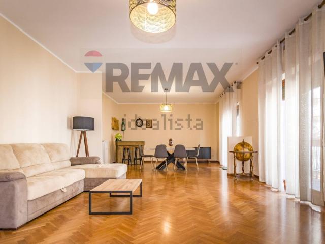 Appartamento in vendita di 206 m² in Via Aquileia, 49