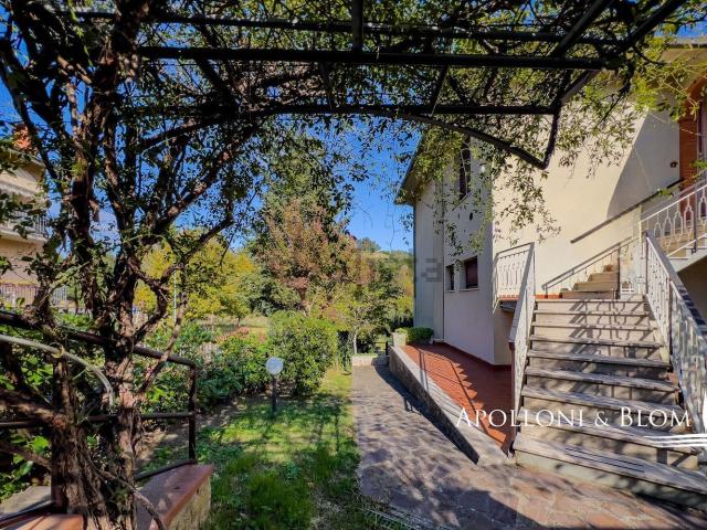 Appartamento in vendita di 206 m² in Via Bonci