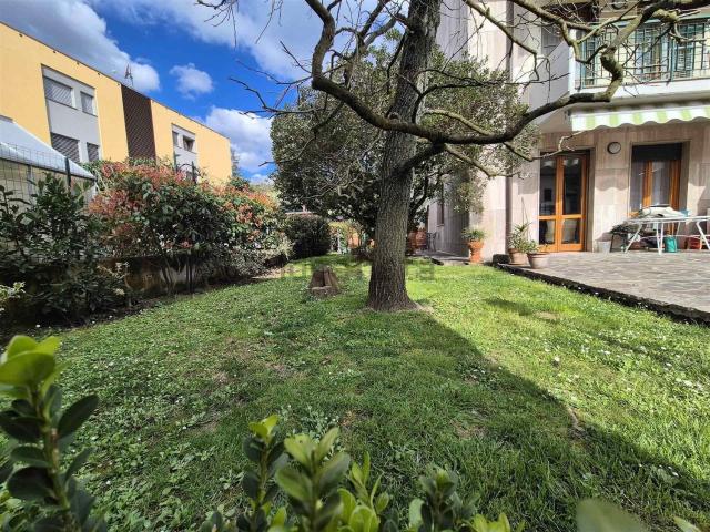Appartamento in vendita di 206 m² in Via Pian di Grassina, 128