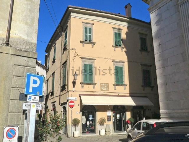 Appartamento in vendita di 206 m² in Piazza del Duomo, 32