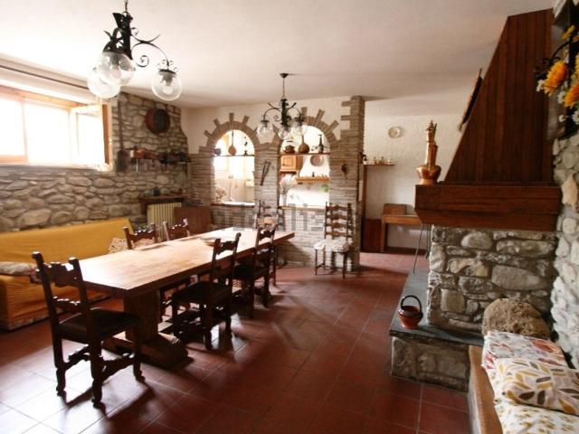Appartamento in vendita di 207 m²