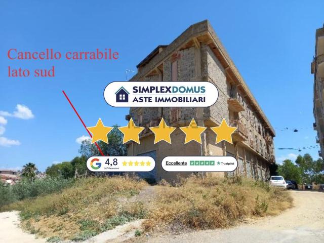 Appartamento in vendita di 207 m² in Via Carmelo Marchese Ragona