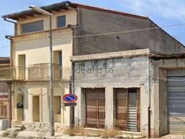 Appartamento in vendita di 207 m² in Via Casa Savoia