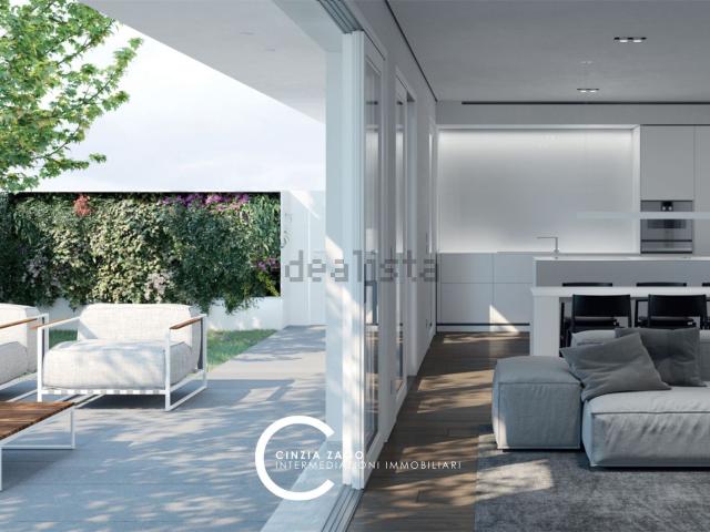 Appartamento in vendita di 207 m² in Via Eugenio Rota
