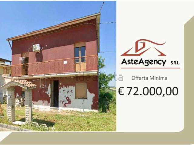Appartamento in vendita di 207 m² in Via Montecucco, 13