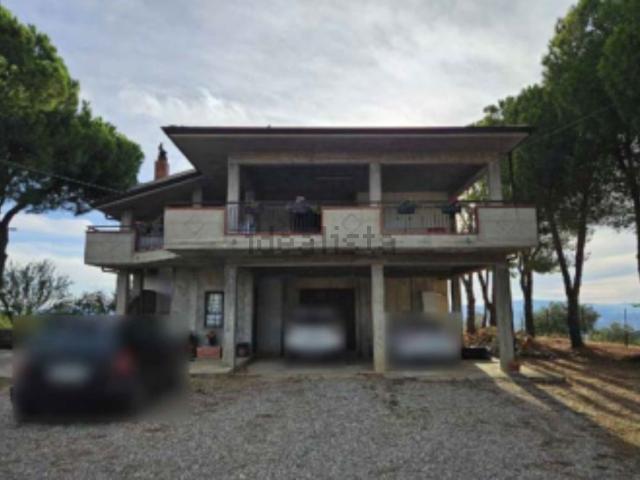 Appartamento in vendita di 207 m² in Contrada Sovereto
