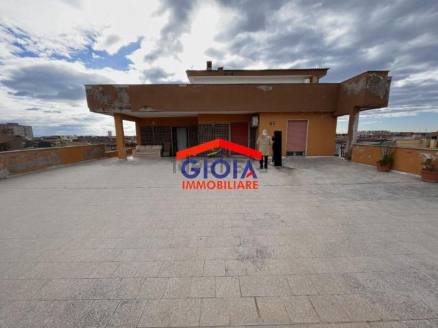 Appartamento in vendita di 207 m² in Piazza Bergamo