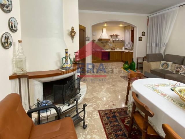 Appartamento in vendita di 208 m² in Via Assieni, 164