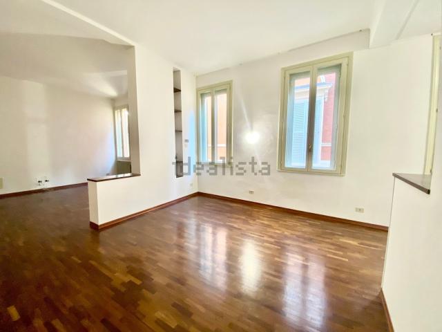 Appartamento in vendita di 208 m² in Via Gabriele Falloppia, 56