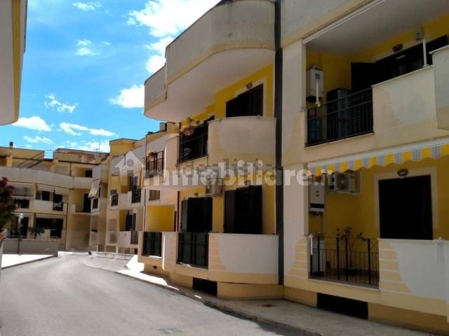 Appartamento in vendita di 208 m² in Via Montella, 48