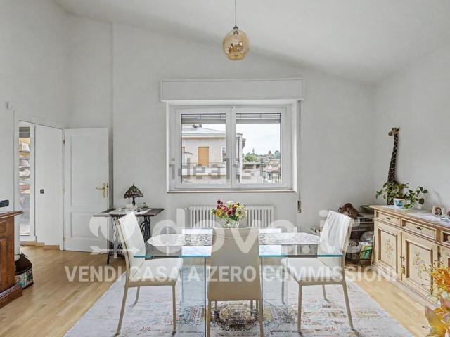 Appartamento in vendita di 208 m² in Via Piave, 1