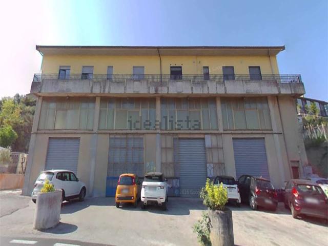 Appartamento in vendita di 208 m² in Strada Statale 7