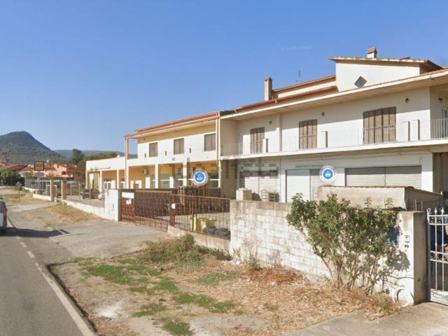 Appartamento in vendita di 209 m² in Via G. Garibaldi