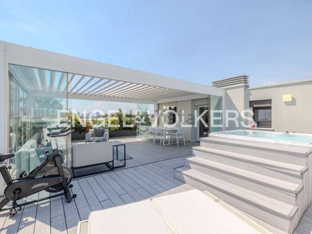 Appartamento in vendita di 209 m² in Via dei Canzi, 1