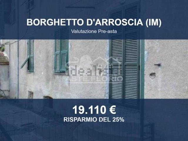Appartamento in vendita di 209 m² in Via Lorenzo Lucifredi