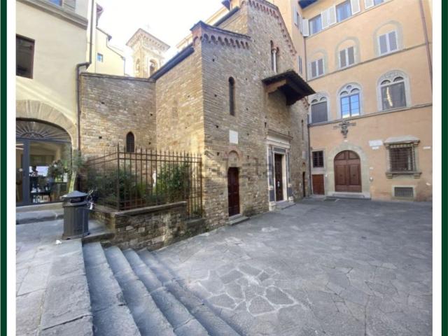 Appartamento in vendita di 209 m² in Borgo Santi Apostoli