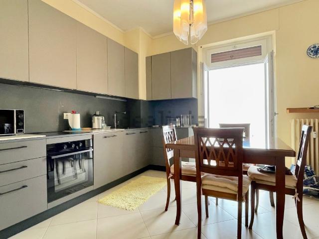 Appartamento in vendita di 209 m² in Strada Gorra