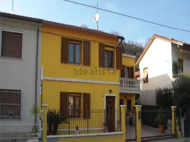 Appartamento in vendita di 209 m² in Strada Nazionale Flaminia, 154