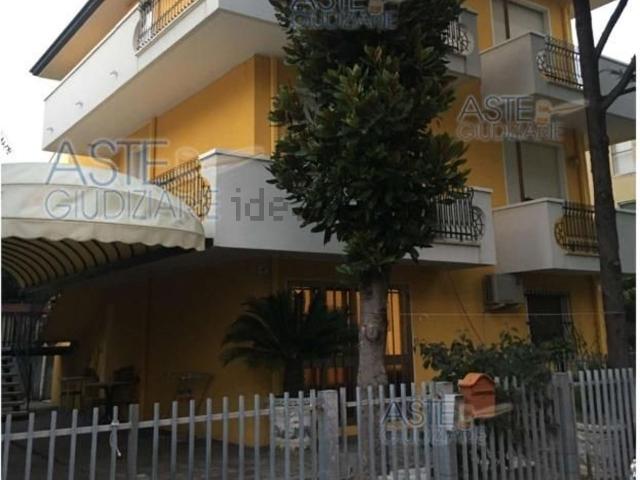 Appartamento in vendita di 20 m² in Viale Azizia, 3