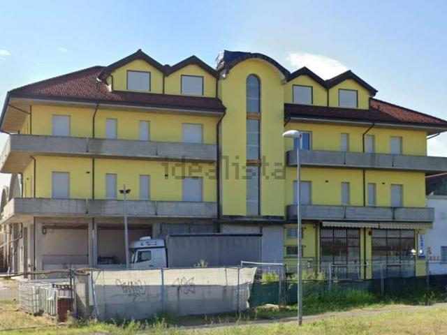 Appartamento in vendita di 210 m² in Via Confine, 10