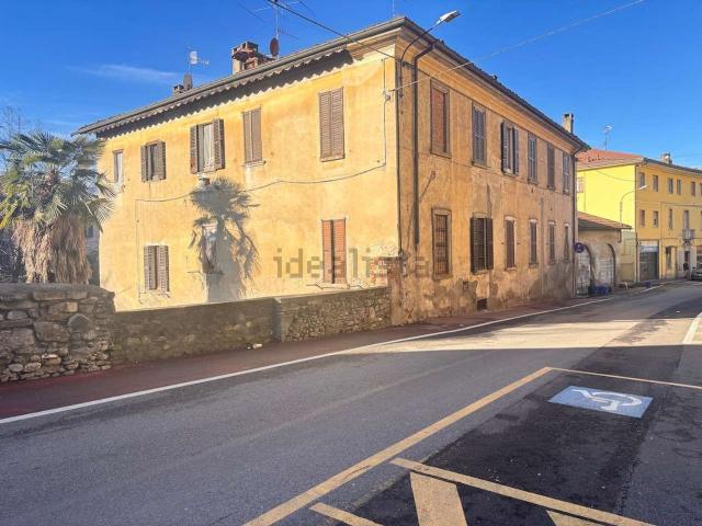 Appartamento in vendita di 210 m² in Via Domenico De Bernardi, 24