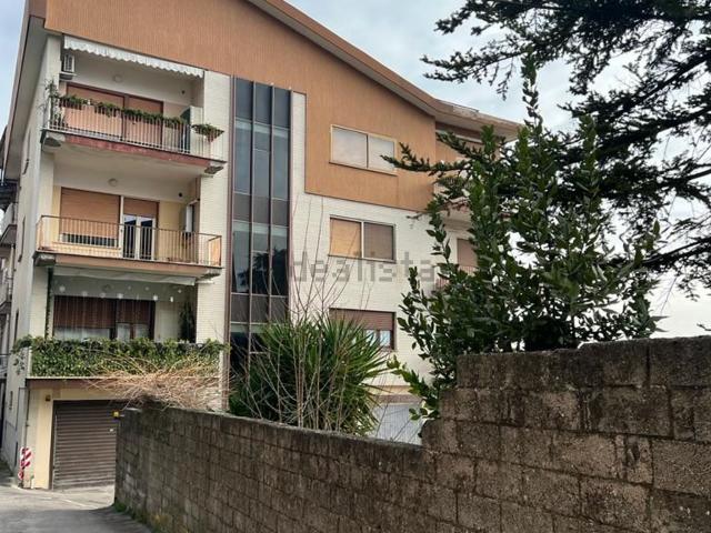 Appartamento in vendita di 210 m² in Via del Ierone, 21