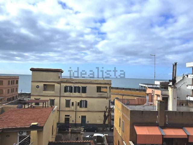 Appartamento in vendita di 210 m² in Via Duca degli Abruzzi, 101