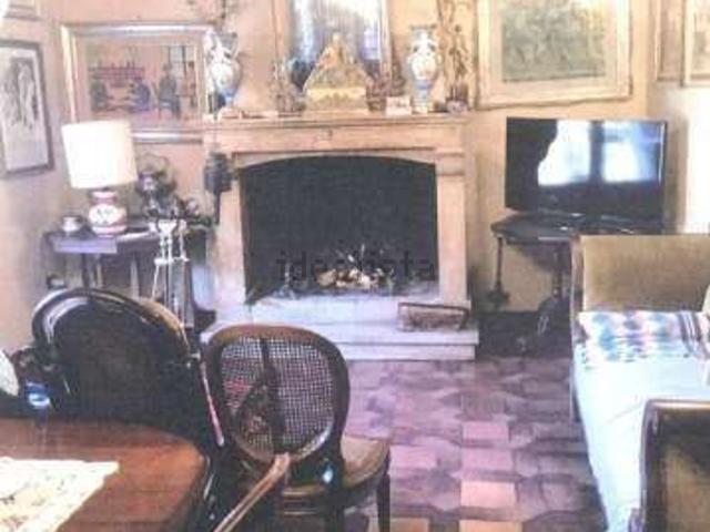 Appartamento in vendita di 210 m² in Via Farense, 18