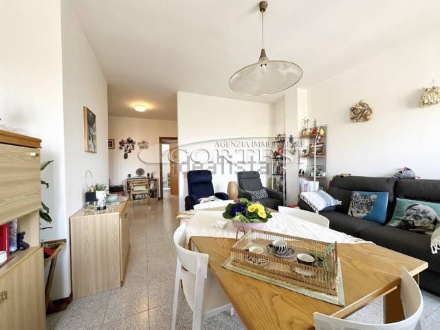 Appartamento in vendita di 210 m² in Via Futa, 65