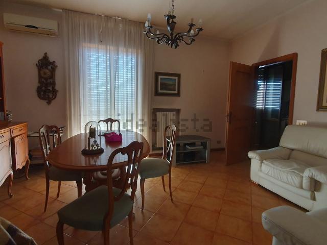 Appartamento in vendita di 210 m² in Via San Domenico Savio, 4