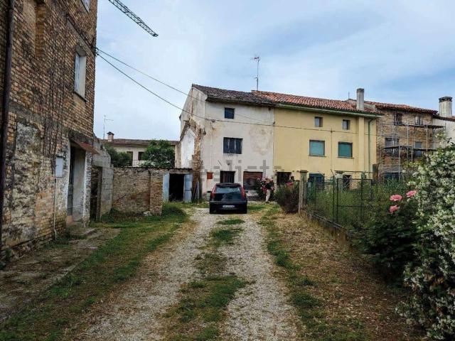 Appartamento in vendita di 210 m² in Via Santa Sabata, 45