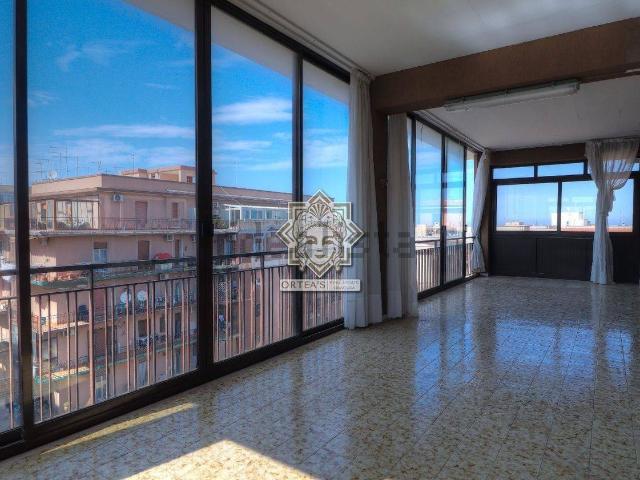 Appartamento in vendita di 210 m² in Via Pitia
