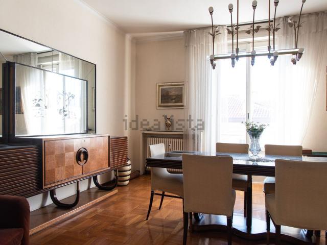 Appartamento in vendita di 210 m² in Via Pietro Boldoni, 1