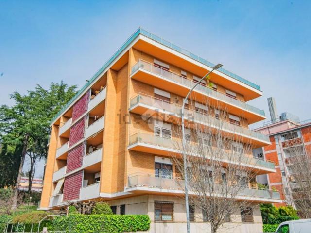 Appartamento in vendita di 210 m² in Viale dei Primati Sportivi, 66