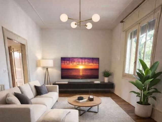 Appartamento in vendita di 210 m² in Viale Francesco Crispi, 21