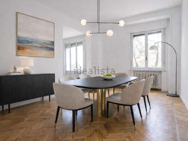 Appartamento in vendita di 210 m² in Viale Nicola Fabrizi, 119