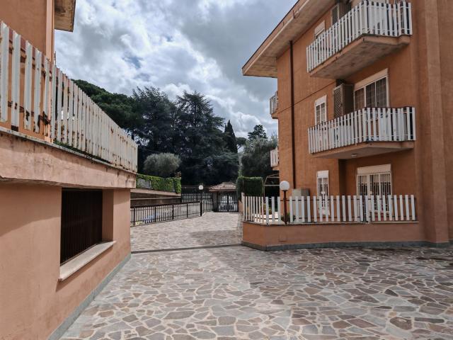 Appartamento in vendita di 210 m² in Corso Vittoria Colonna, 109
