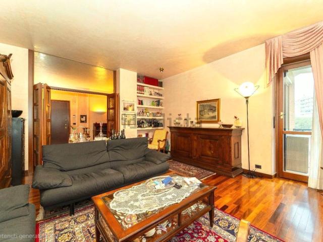Appartamento in vendita di 210 m² in Largo Orbassano, 72