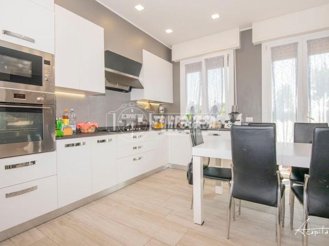 Appartamento in vendita di 210 m² in Strada Panni