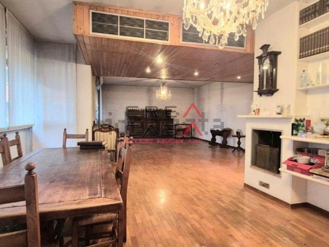 Appartamento in vendita di 211 m²