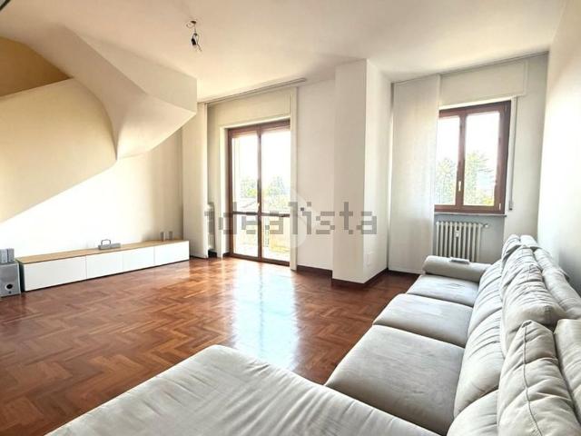 Appartamento in vendita di 211 m² in Via Alessandro Volta, 94