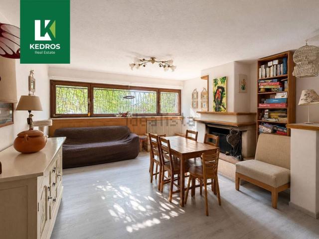 Appartamento in vendita di 211 m² in Via Giovanni Battista Ronchelli