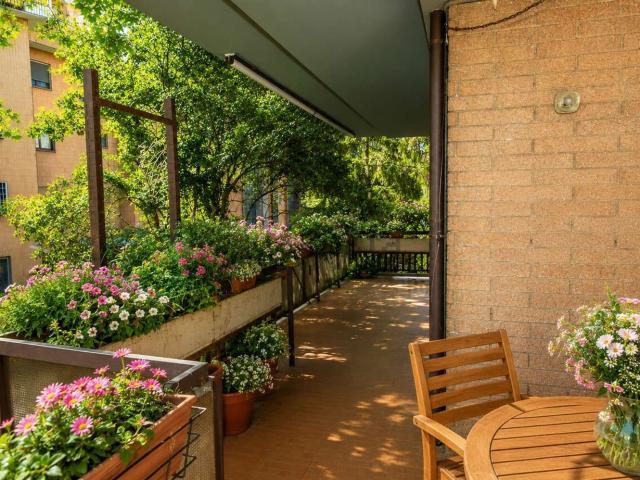 Appartamento in vendita di 211 m² in Via Val Gardena