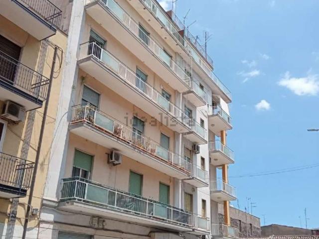 Appartamento in vendita di 212 m² in Via Francesco Guglielmino