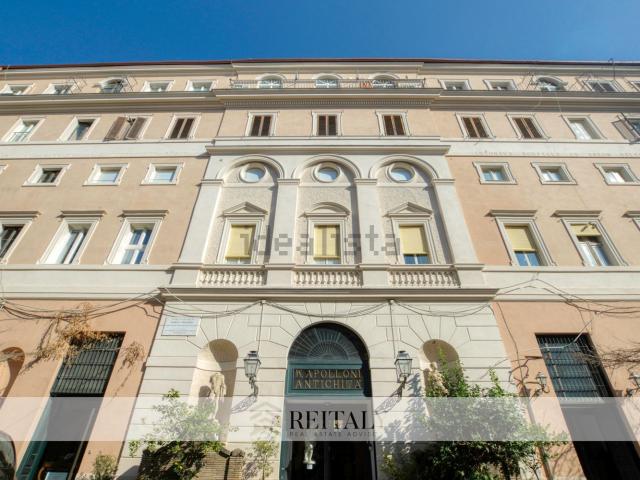 Appartamento in vendita di 212 m² in Via Margutta
