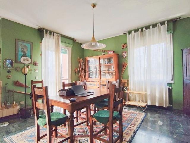 Appartamento in vendita di 212 m² in Via Silvio Pellico