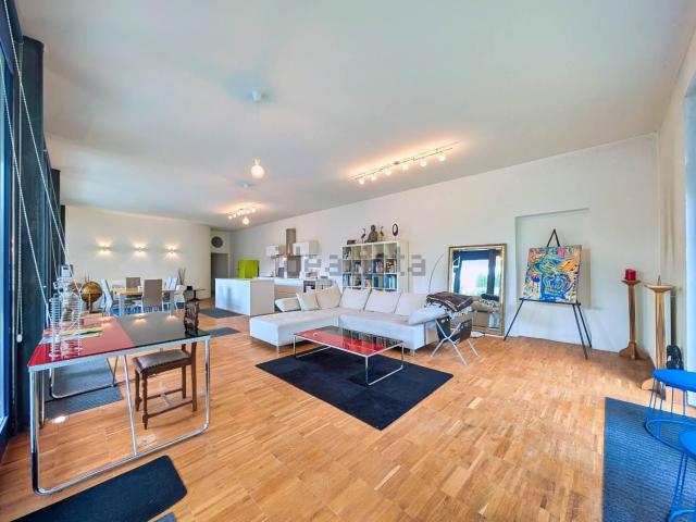 Appartamento in vendita di 213 m²