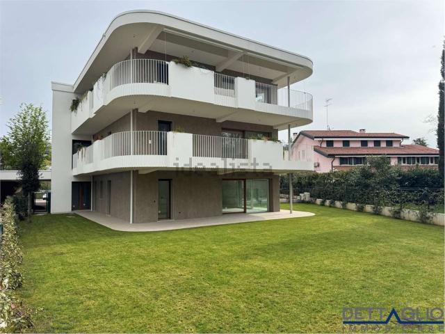 Appartamento in vendita di 213 m²