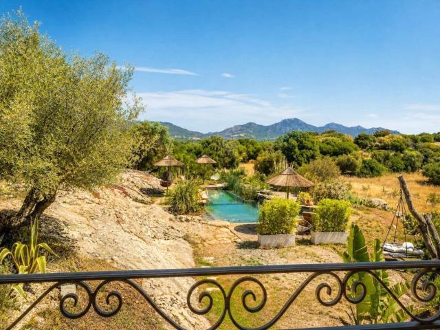 Appartamento in vendita di 213 m² in Via Calangianus