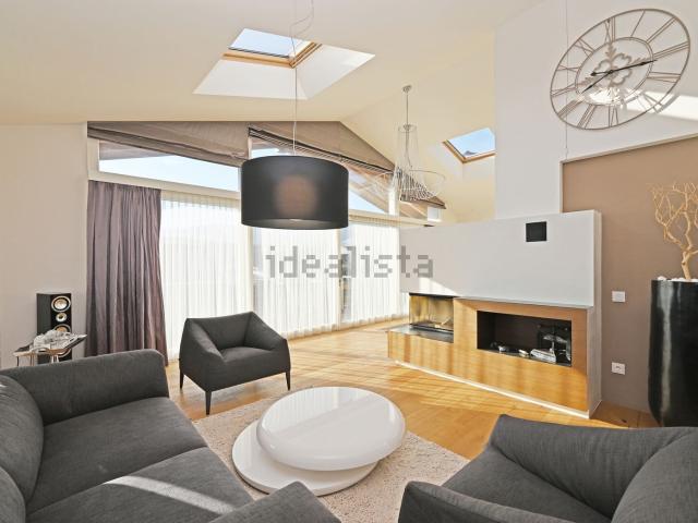 Appartamento in vendita di 213 m² in Via Anselm Sparber, 2